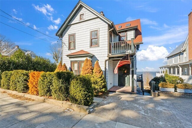 Primary Photo - 54 Prospect Ave