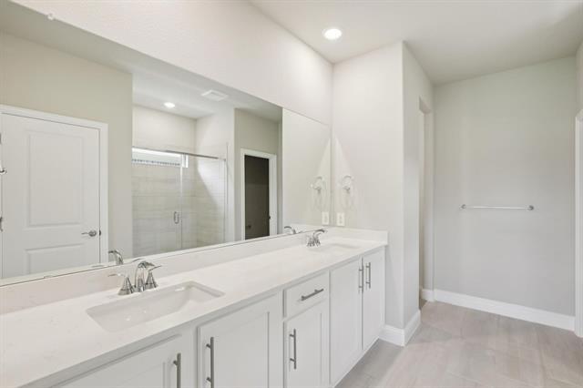 Building Photo - 6625 Vly Lk Ln