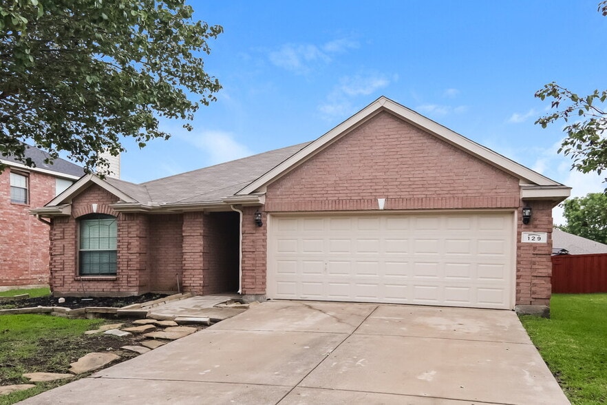 Building Photo - 129 Arbordale Way