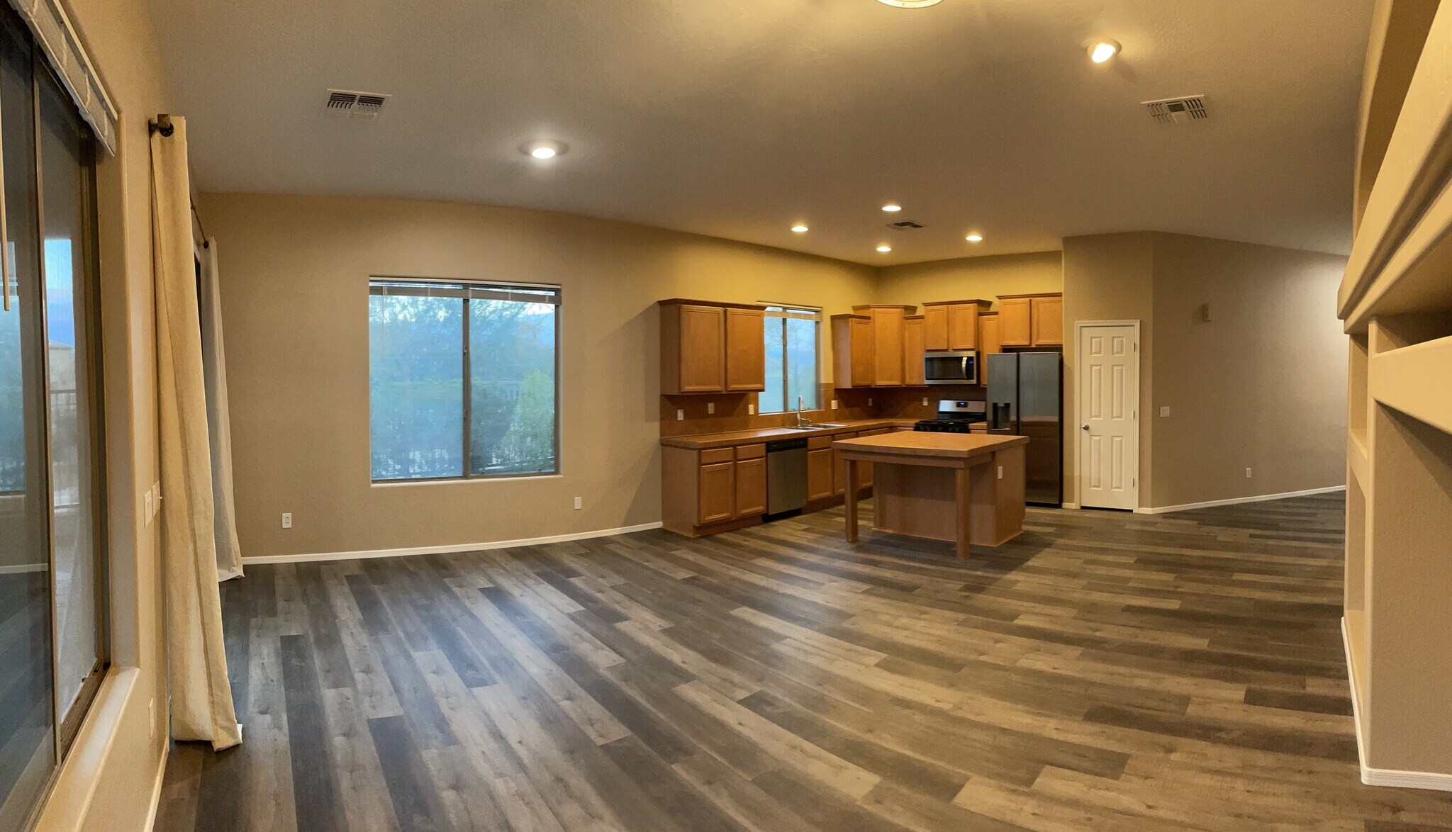 Building Photo - 2916 W Windsong Dr