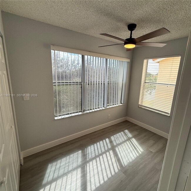 Building Photo - 3330 Pinewalk Dr N