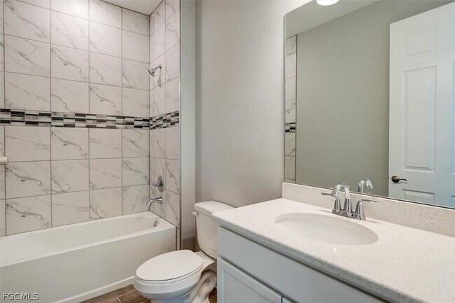 Building Photo - 4313 NW 27th Terrace