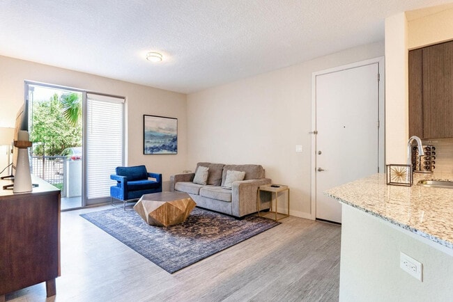 Building Photo - 257 S Seneca Blvd