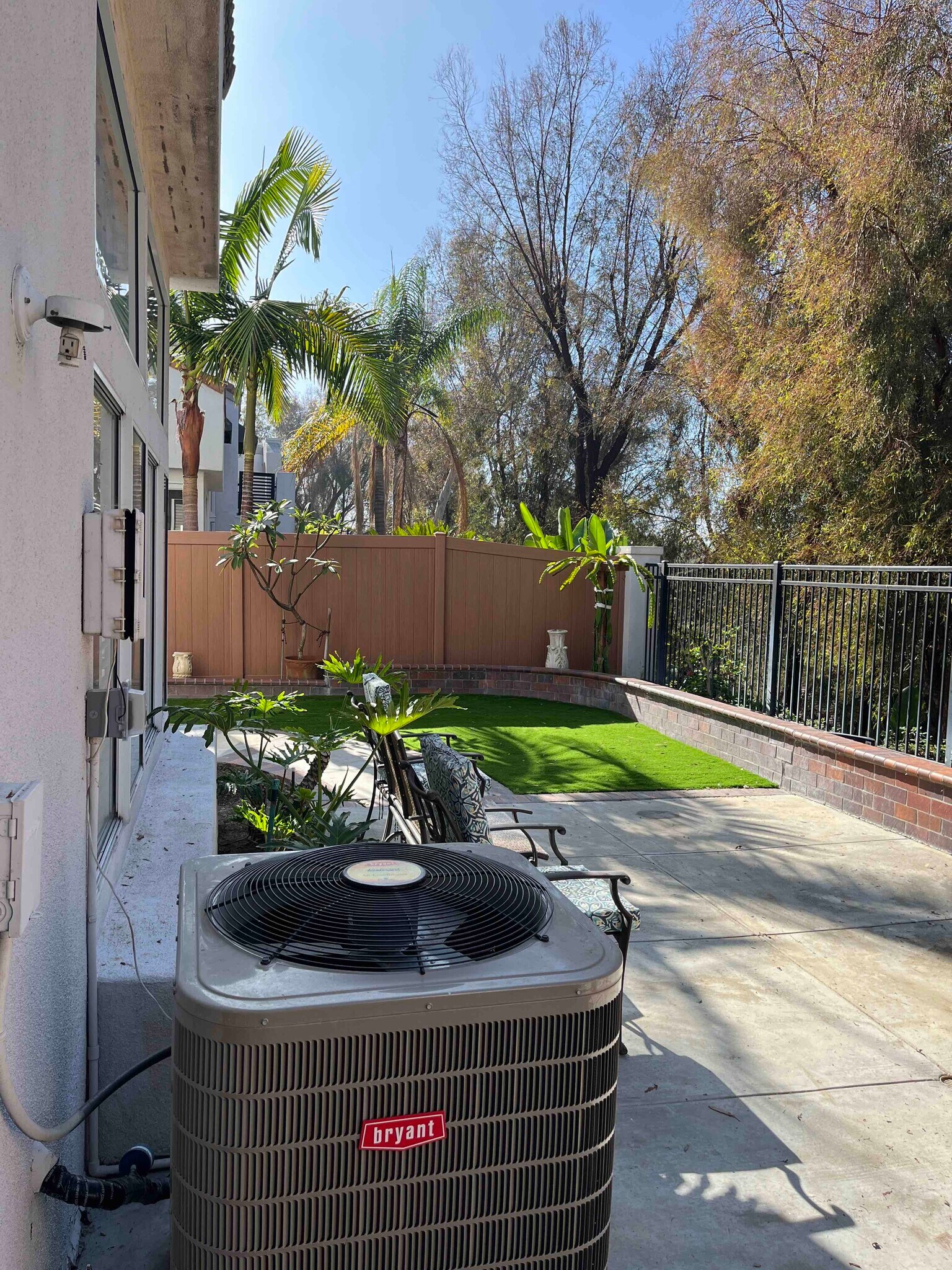 Building Photo - 28277 Via Luis