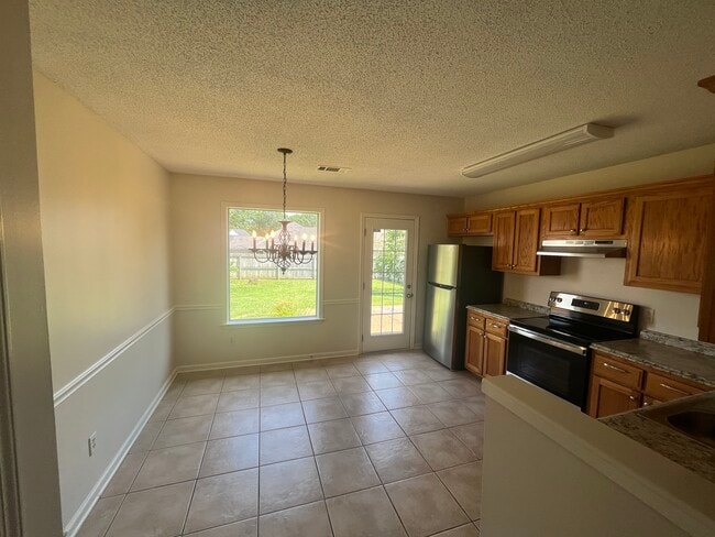 Building Photo - 6884 Seaside Dr