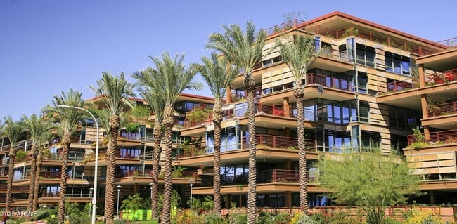 Building Photo - 7161 E Rancho Vista Dr