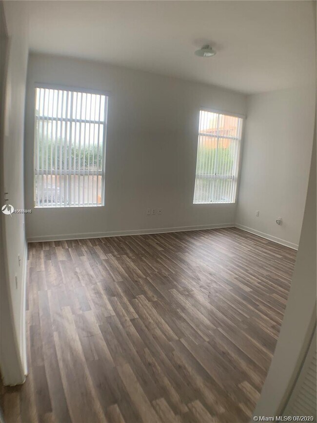 Building Photo - 7400 W 20th Ave