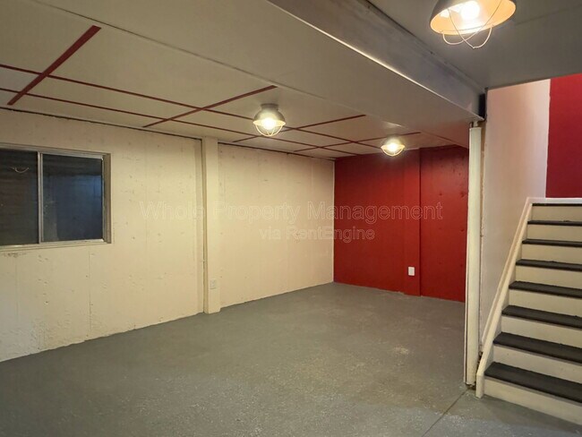 Building Photo - 8758 Carr Loop