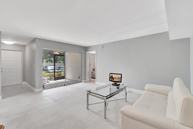 Building Photo - 14895 Builtmore Way