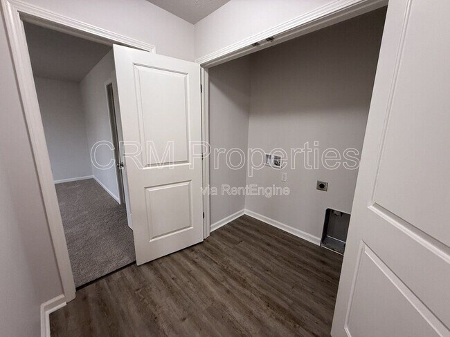 Building Photo - 306 Shrack Ln