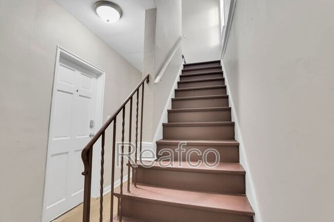 Building Photo - 397 S Chase Ave