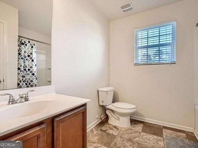 Building Photo - 2352 Creel Rd