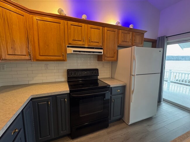 Building Photo - 24103 Vashon Hwy SW