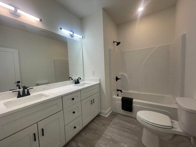 Building Photo - 5448 Jenee Ct