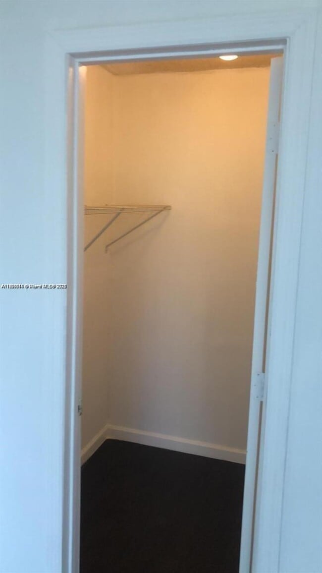 Building Photo - 494 NW 165th St