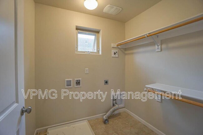 Building Photo - 3620 NW 122nd St