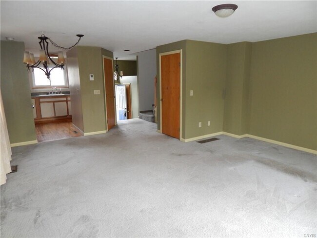 Building Photo - 111 Iron Oak Cir