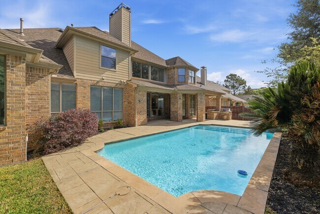 Building Photo - 25707 Pierrmont Ct