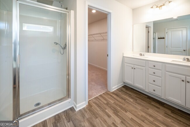 Building Photo - 132 Fresh Laurel Ln