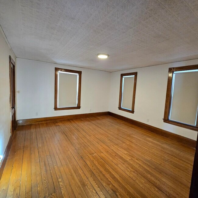 Building Photo - 67 Park St