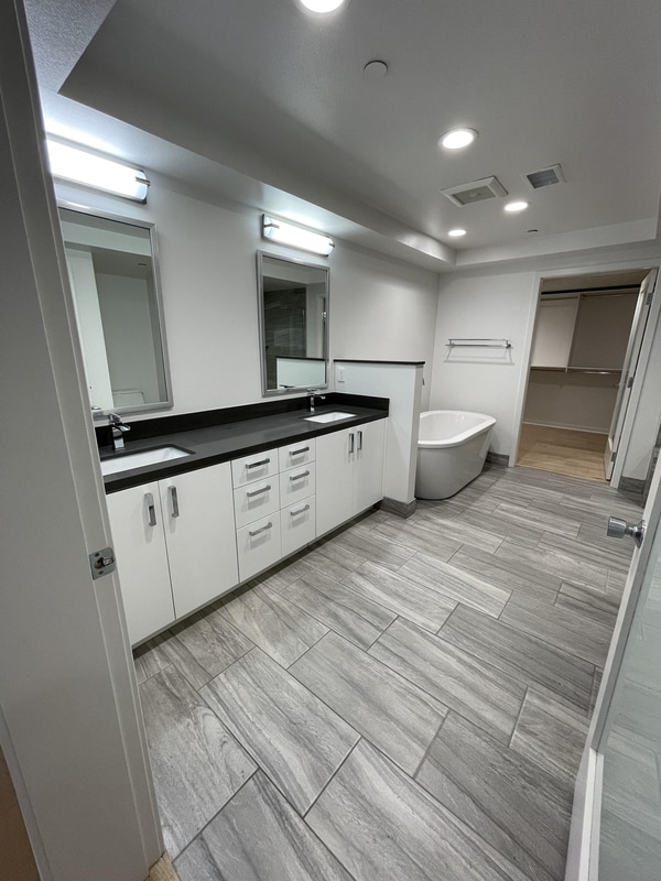 Building Photo - 4240 Laurel Canyon Blvd