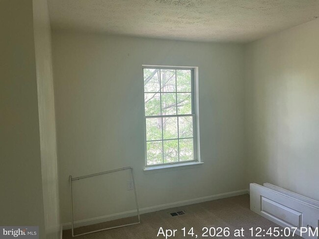 Building Photo - 7220 Mahogany Dr