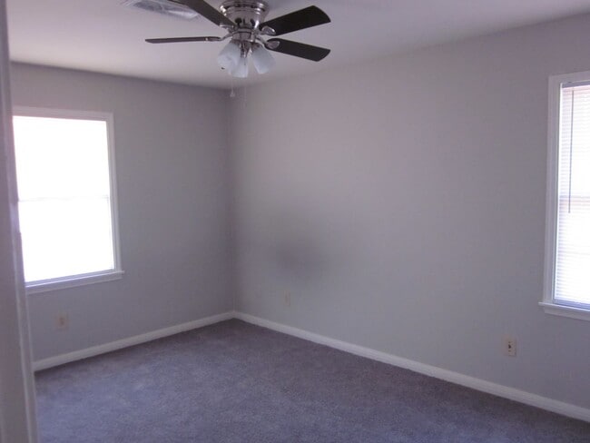 Building Photo - 5515 Randolph Rd