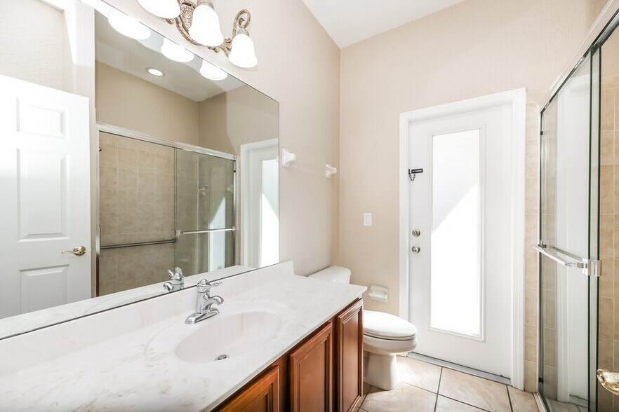 Building Photo - 3445 Hickory Hammock Loop