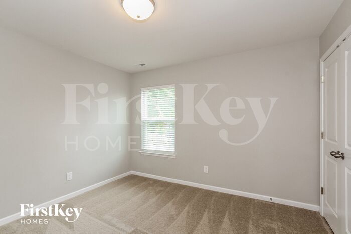 Building Photo - 143 Suggs Mill Dr