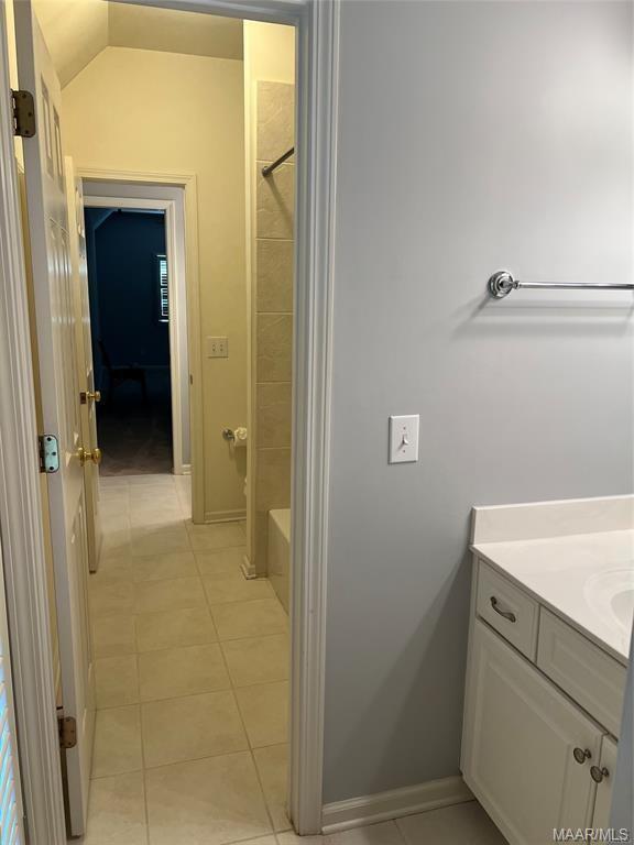 Building Photo - 2230 Wyndgate Dr