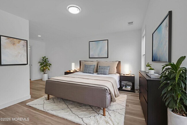 Building Photo - 45 Borden Ave