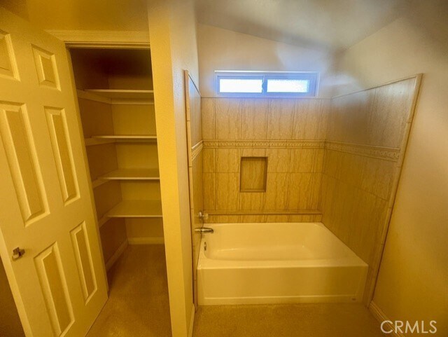 Building Photo - 40913 Lincoln Pl