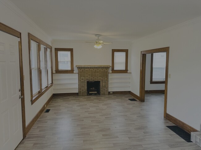 Building Photo - 2812 Linden Ave
