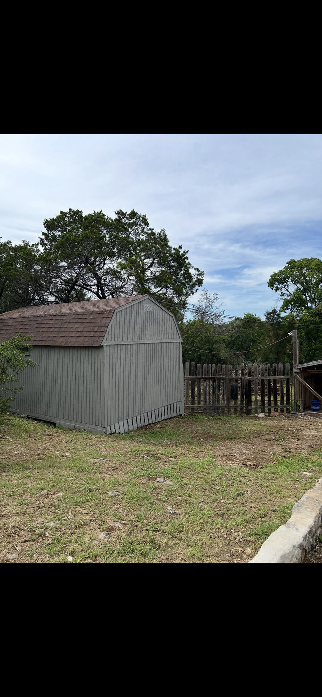 Building Photo - 549 Wheel Horse Cir