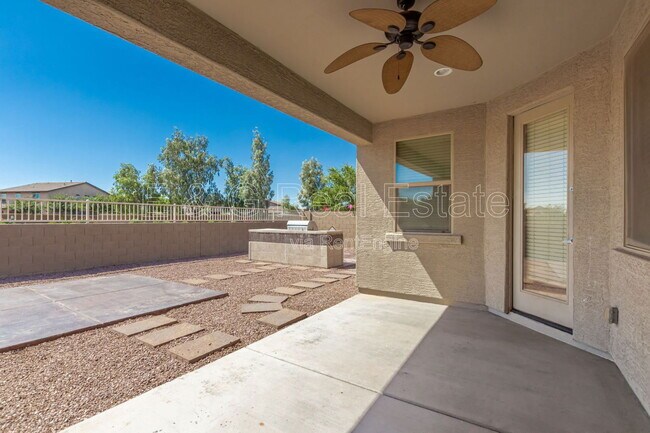 Building Photo - 35082 N Laredo Dr