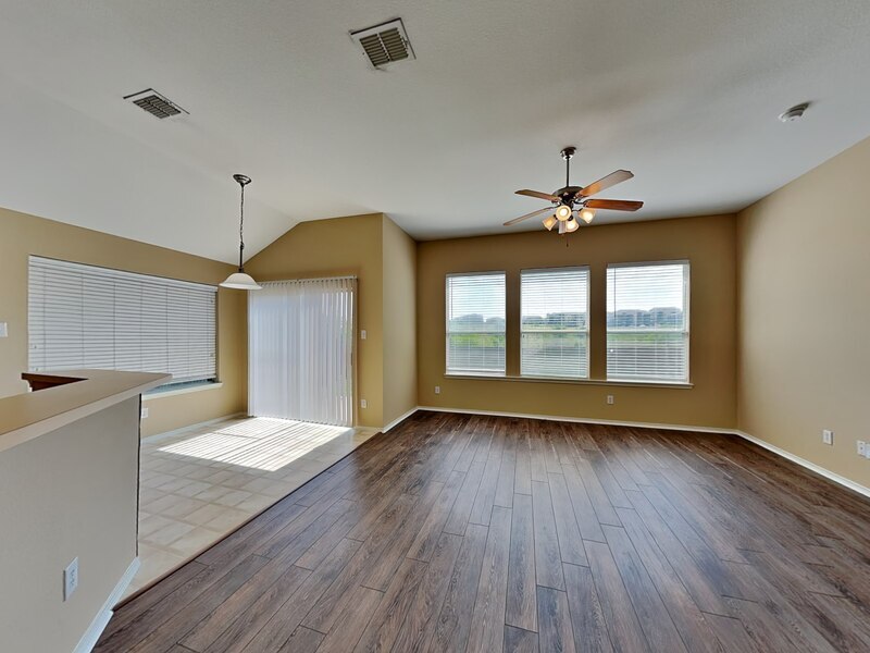 Building Photo - 645 Chalk Knoll Rd