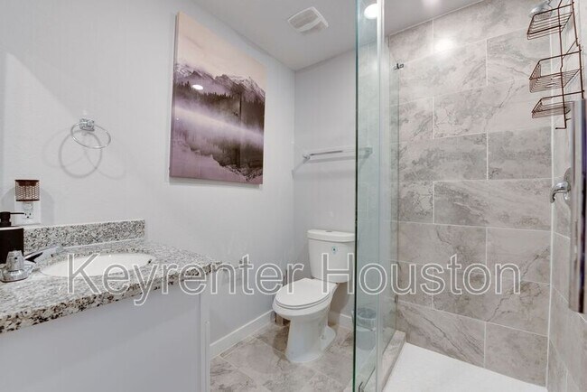 Building Photo - 7954 Sayers St