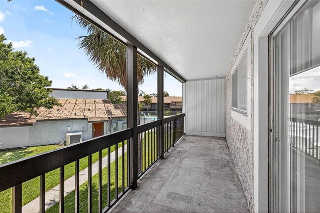 Building Photo - 6308 Newtown Cir
