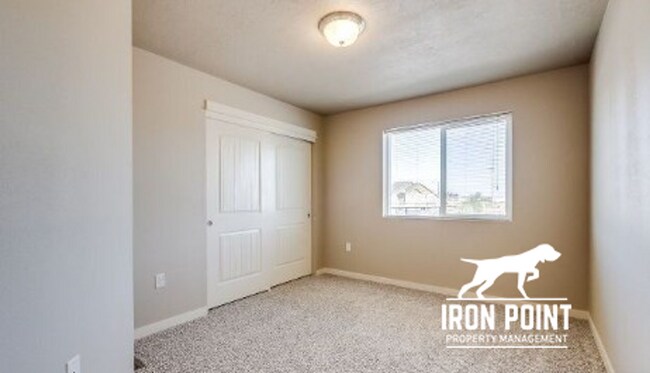 Building Photo - 4772 N Morninggale Dr