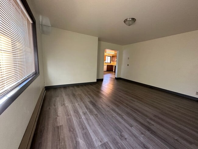 Building Photo - 2510 Bly St