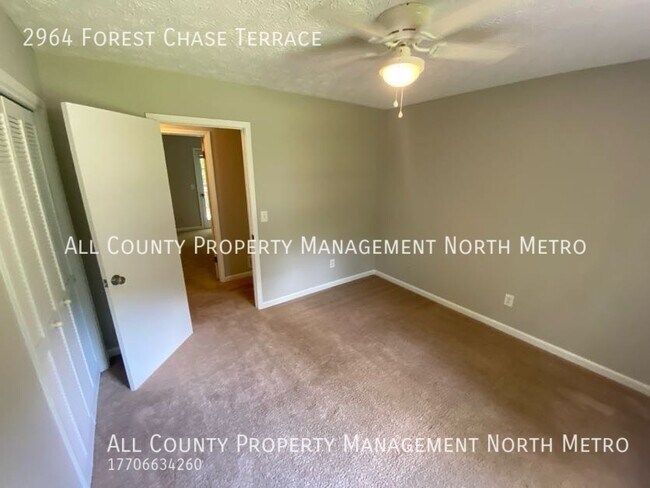 Building Photo - Updated 4BR/3BA in Lassiter High School Di...
