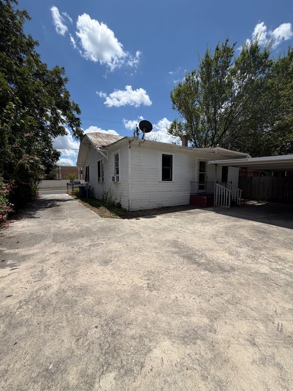 Building Photo - 2019 Martin Luther King Dr