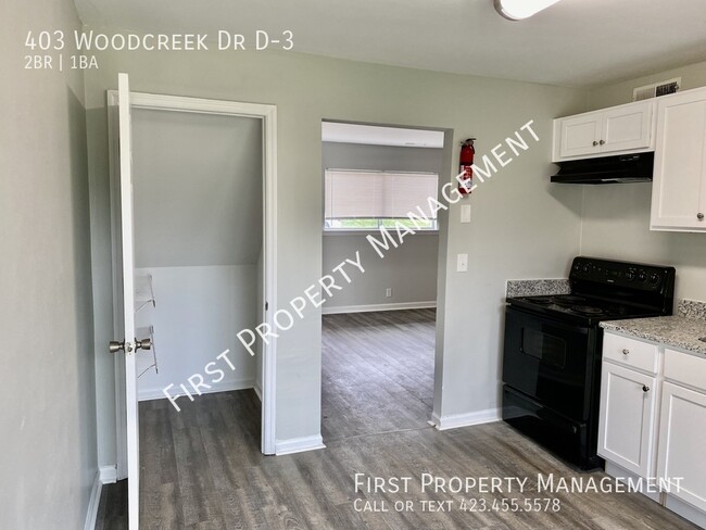 Building Photo - 403 Woodcreek Dr