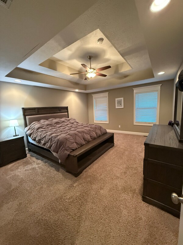 Building Photo - 5010 E Wild Horse Dr