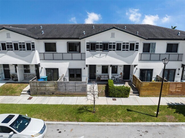 Building Photo - 13353 SW 250th Terrace