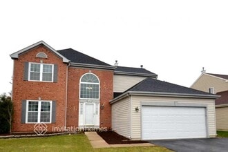 Building Photo - 2058 Westridge Blvd