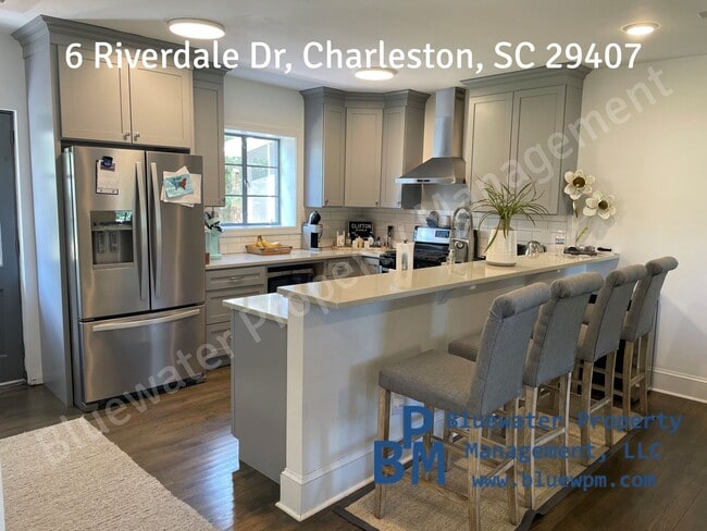 Building Photo - 6 Riverdale Dr