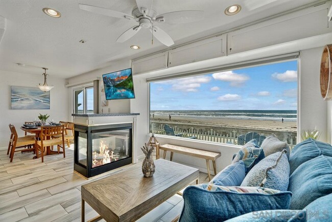 Building Photo - 3911 Ocean Front Walk