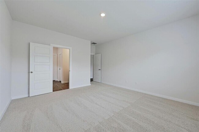 Building Photo - 313 Merriman Rd