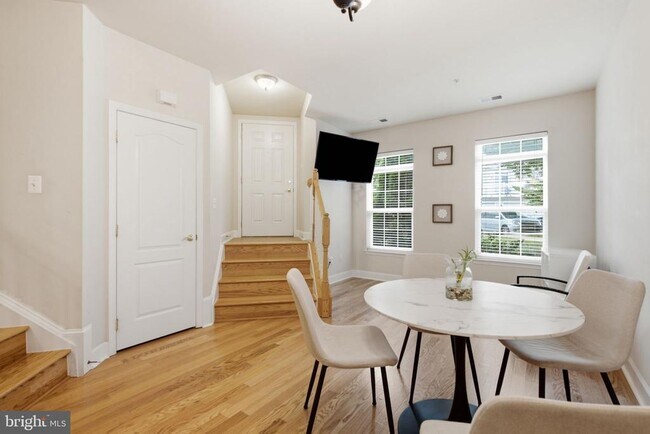 Building Photo - 13624 Dover Cliffs Pl